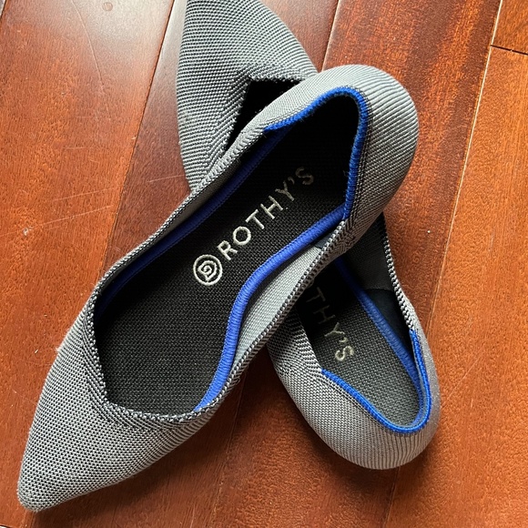 Rothy's size 9 (size 8) grey point toe flats - Picture 1 of 5